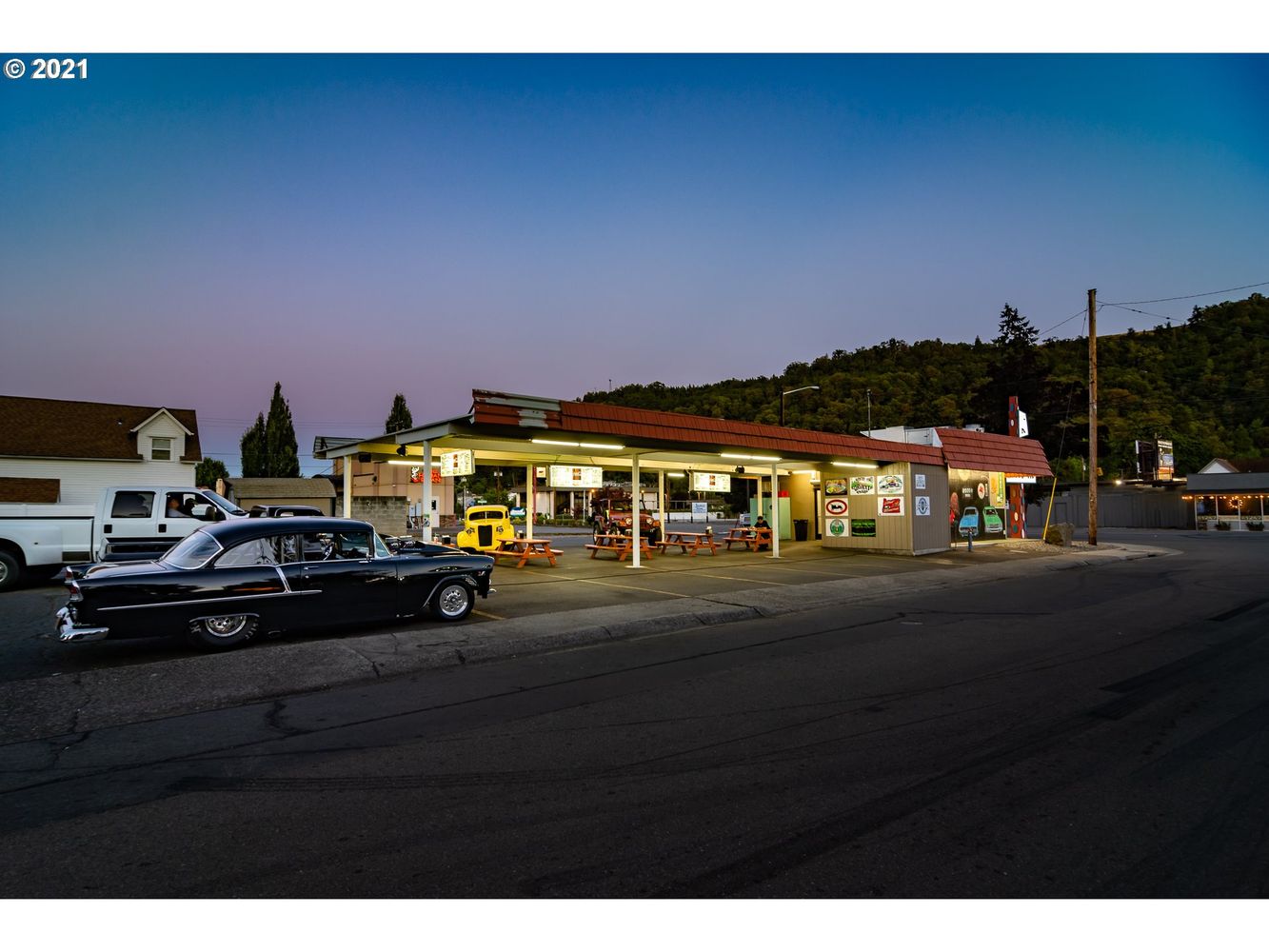 1270 W Harvard Ave, Roseburg, OR 97471